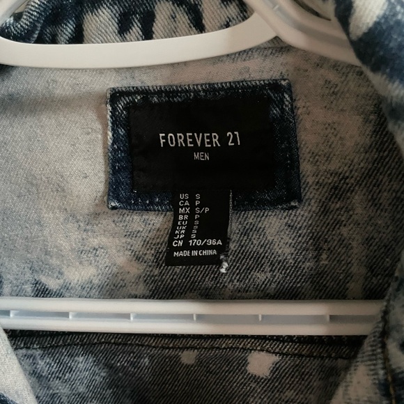 Forever 21 Denim Jacket Bleached Spots Splattered NWOTs 80’s - Picture 3 of 6